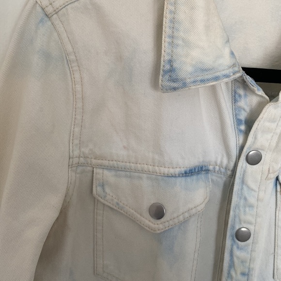 Acid wash Jean jacket - Picture 3 of 4